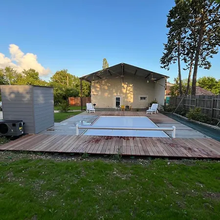 La Lezardiere Avec Piscine Chauffee Des Le 4 Avril