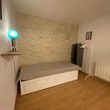 Gite La Lezardiere Avec Piscine Chauffee Des Le 4 Avril