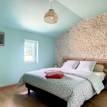 Dom wakacyjny Gite La Lezardiere Avec Piscine Chauffee Des Le 4 Avril Benon